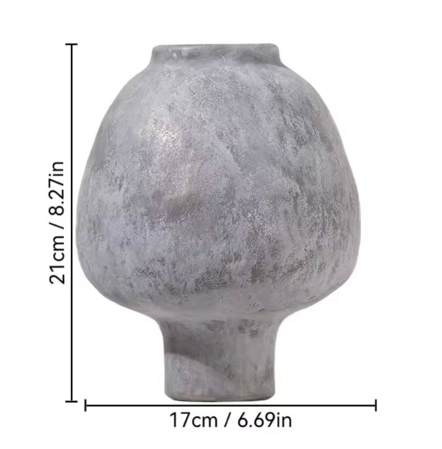 Handgefertigte Keramikvase Hana