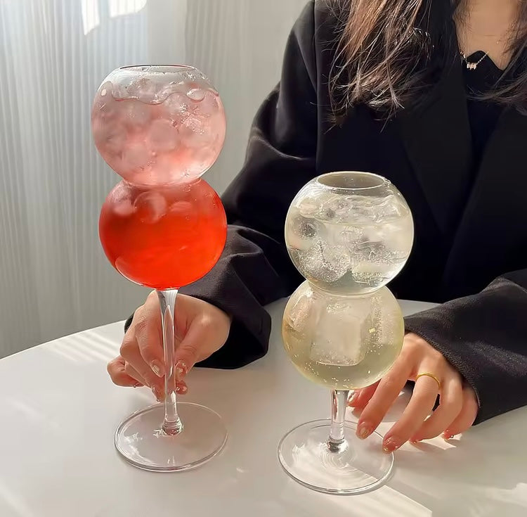 Elora Glas – Ästhetisches Cocktailglas in Bubble-Form